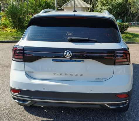 VOLKSWAGEN-T-CROSS-1.4 250 TSI TOTAL FLEX HIGHLINE AUTOMÁTICO VOLKSWAGEN-T-CROSS-2019