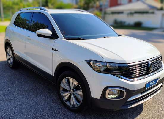 VOLKSWAGEN-T-CROSS-2019