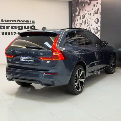 VOLVO-XC60-2023