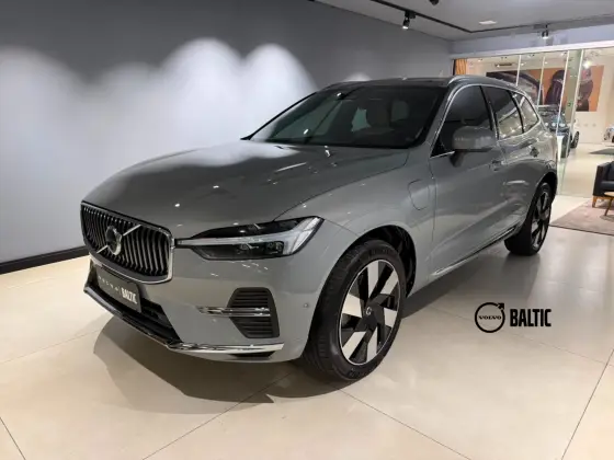 VOLVO XC60 2.0 T8 RECHARGE ULTRA AWD GEARTRONIC VOLVO XC60 2.0 T8 RECHARGE ULTRA AWD GEARTRONIC