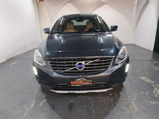 VOLVO-XC60-2016