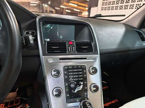 VOLVO-XC60-2.0 T5 MOMENTUM GASOLINA 4P AUTOMÁTICO VOLVO-XC60-2016