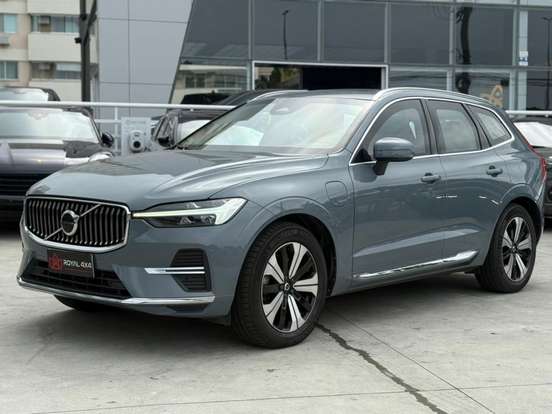 VOLVO-XC60-2022
