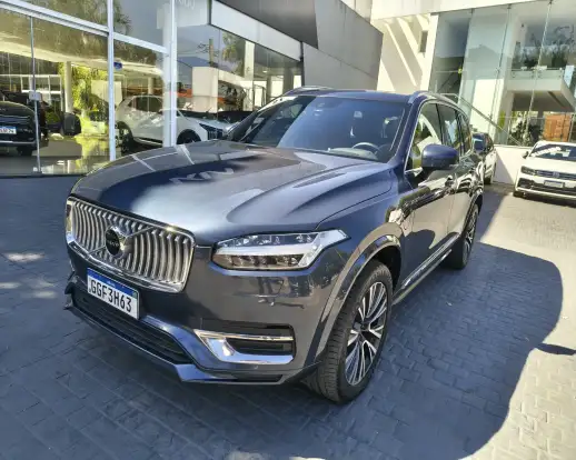 VOLVO-XC90-2021