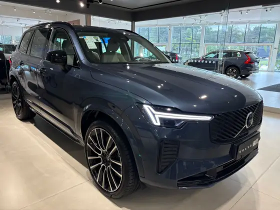 VOLVO XC90 2.0 T8 PHEV ULTRA DARK AWD GEARTRONIC VOLVO XC90 2.0 T8 PHEV ULTRA DARK AWD GEARTRONIC