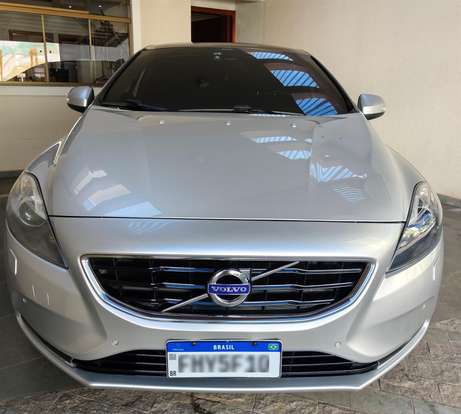 VOLVO-V40-2.0 T4 DYNAMIC TURBO GASOLINA 4P AUTOMÁTICO VOLVO-V40-2013