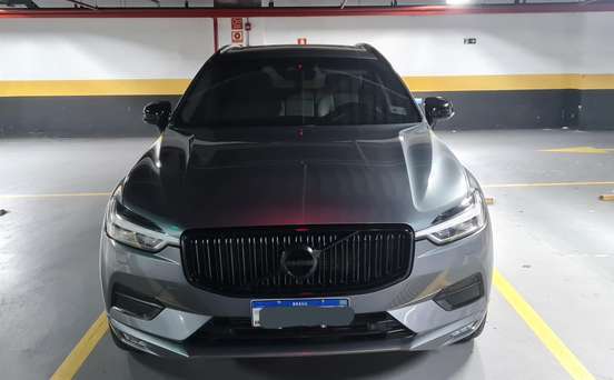 VOLVO-XC60-2018