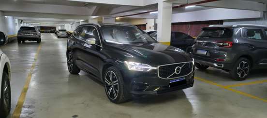 VOLVO-XC60-2019