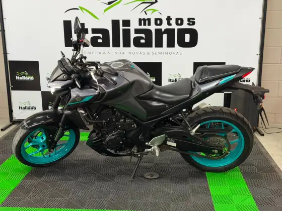 YAMAHA MT-03 ABS YAMAHA MT-03 ABS