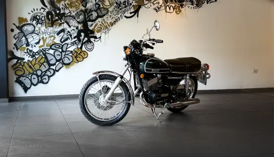 YAMAHA-RD 350 YAMAHA-RD 350-1974