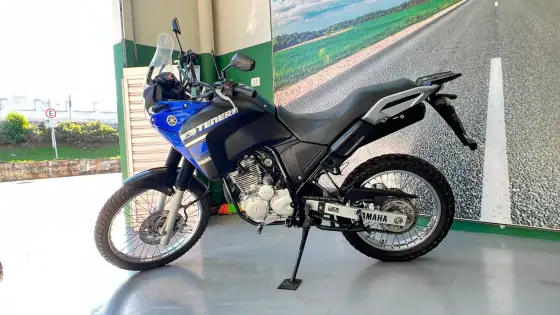 YAMAHA XTZ 250 TÉNÉRÉ YAMAHA XTZ 250 TÉNÉRÉ