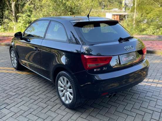 AUDI-A1-2011