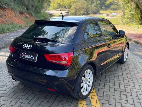 AUDI-A1-1.2 16V GASOLINA 2P S-TRONIC AUDI-A1-2011