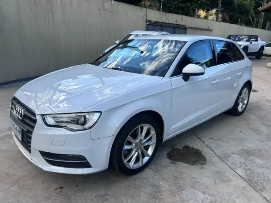 AUDI A3 1.8 TFSI SPORTBACK AMBITION 16V GASOLINA 4P AUTOMÁTICO AUDI A3 1.8 TFSI SPORTBACK AMBITION 16V GASOLINA 4P AUTOMÁTICO