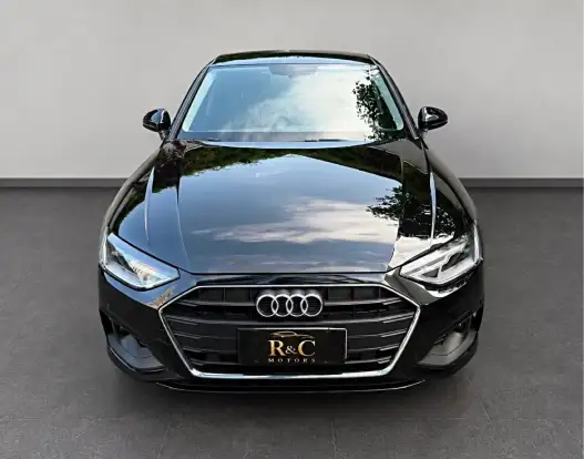 AUDI-A4-2022