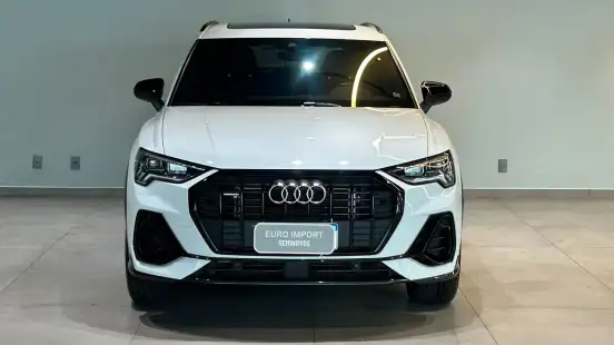 AUDI-Q3-2023