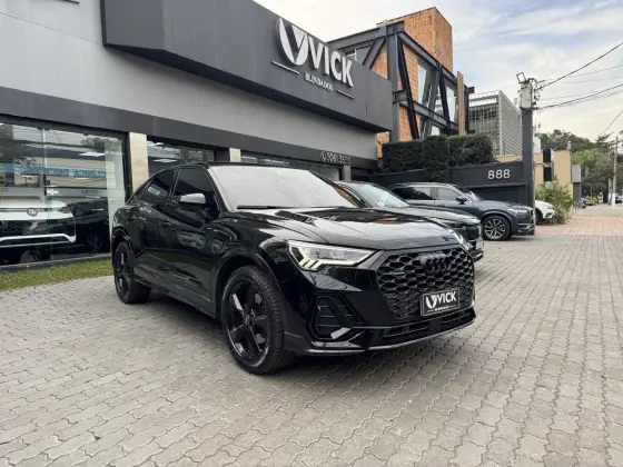 AUDI Q3 2.0 40 TFSI GASOLINA SPORTBACK PERFORMANCE BLACK QUATTRO TIPTRONIC AUDI Q3 2.0 40 TFSI GASOLINA SPORTBACK PERFORMANCE BLACK QUATTRO TIPTRONIC