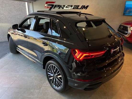 AUDI-Q3-2.0 40 TFSI GASOLINA PERFORMANCE BLACK QUATTRO TIPTRONIC AUDI-Q3-2023