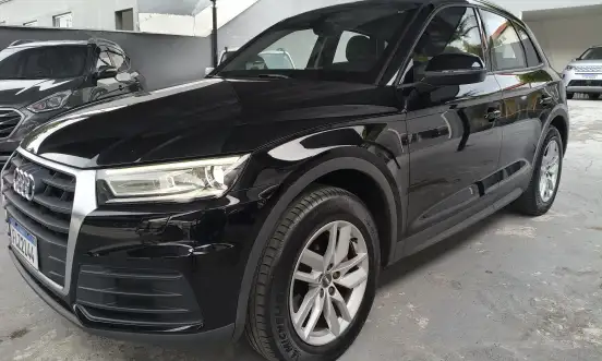 AUDI-Q5-2019
