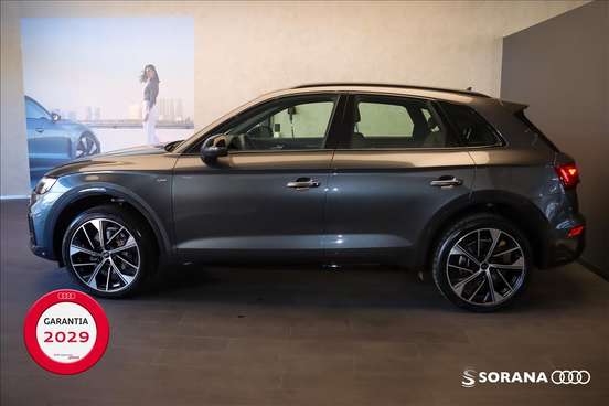 AUDI-Q5-2.0 45 TFSI GASOLINA S LINE BLACK QUATTRO S TRONIC AUDI-Q5-2024