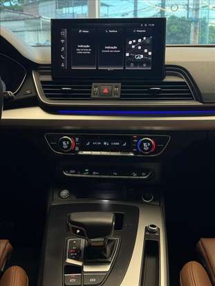AUDI-Q5-2023