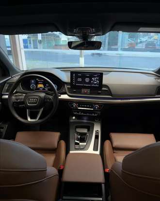 AUDI-Q5-2023