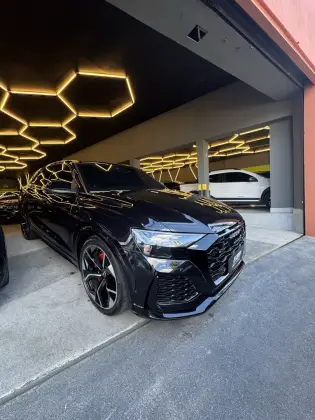 AUDI RS Q8 4.0 V8 TWINTURBO MHEV TIPTRONIC
