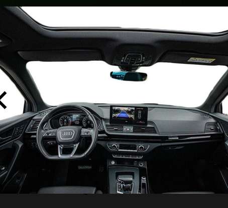 AUDI-Q5-2021