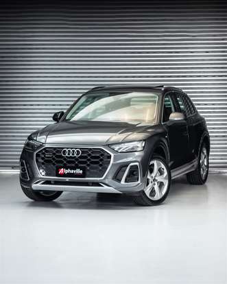 AUDI-Q5-2021