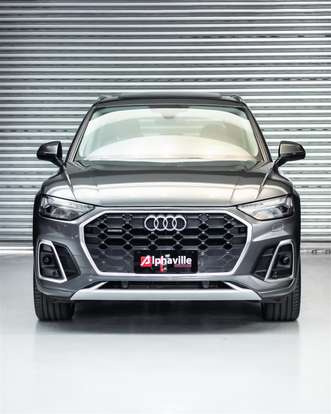 AUDI-Q5-2021