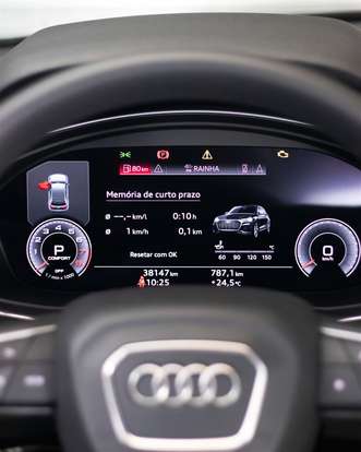 AUDI-Q5-2021