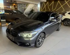 BMW 120i 2.0 16V GASOLINA SPORT 4P AUTOMÁTICO BMW 120i 2.0 16V GASOLINA SPORT 4P AUTOMÁTICO