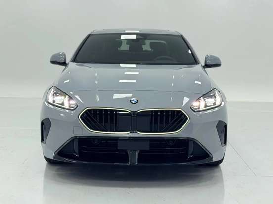 BMW-220i-2025