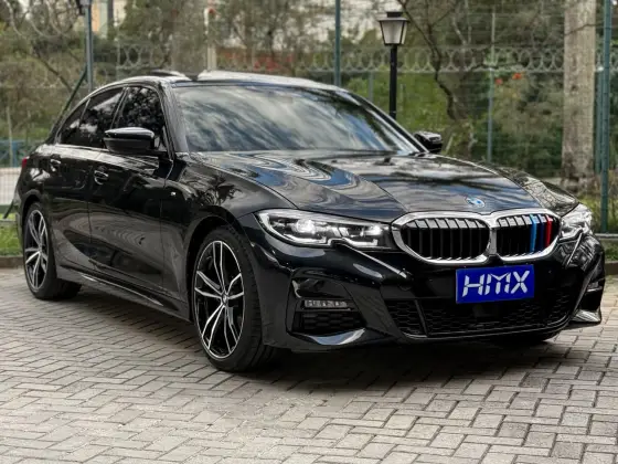 BMW 320i 2.0 16V TURBO FLEX M SPORT AUTOMÁTICO BMW 320i 2.0 16V TURBO FLEX M SPORT AUTOMÁTICO