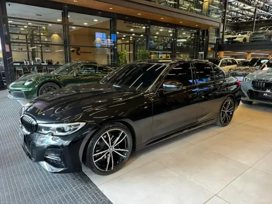 BMW 320i 2.0 16V TURBO FLEX M SPORT AUTOMÁTICO BMW 320i 2.0 16V TURBO FLEX M SPORT AUTOMÁTICO