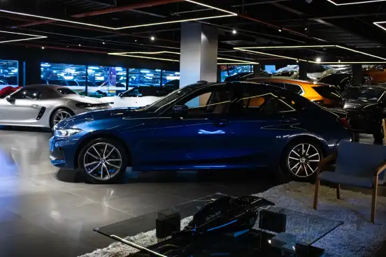 BMW-320i-2024