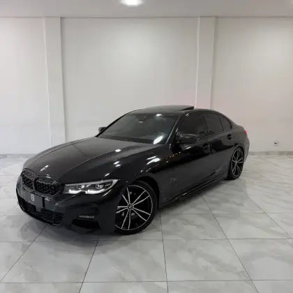 BMW 320i 2.0 16V TURBO GASOLINA M SPORT AUTOMÁTICO BMW 320i 2.0 16V TURBO GASOLINA M SPORT AUTOMÁTICO