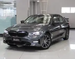 BMW 320i 2.0 16V TURBO GASOLINA SPORT AUTOMÁTICO BMW 320i 2.0 16V TURBO GASOLINA SPORT AUTOMÁTICO