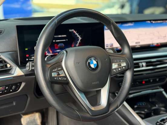 BMW-320i-2024