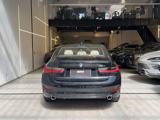 BMW-320i-2.0 16V TURBO GASOLINA SPORT AUTOMÁTICO BMW-320i-2019
