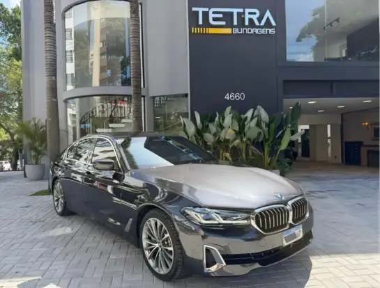 BMW-530e-2.0 16V TWINPOWER HÍBRIDO LUXURY AUTOMÁTICO BMW-530e-2022