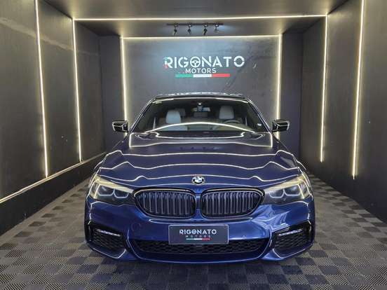 BMW-530i-2.0 16V TURBO GASOLINA M SPORT AUTOMÁTICO BMW-530i-2017