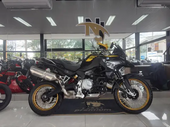 BMW F 850 GS ADVENTURE PREMIUM BMW F 850 GS ADVENTURE PREMIUM