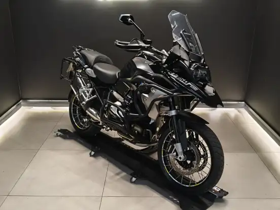 BMW-R 1250 GS PREMIUM TRIPLE BLACK BMW-R 1250 GS PREMIUM TRIPLE BLACK-2021