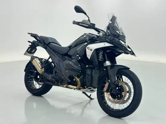 BMW-R 1300 GS TRIPLE BLACK BMW-R 1300 GS TRIPLE BLACK-2024