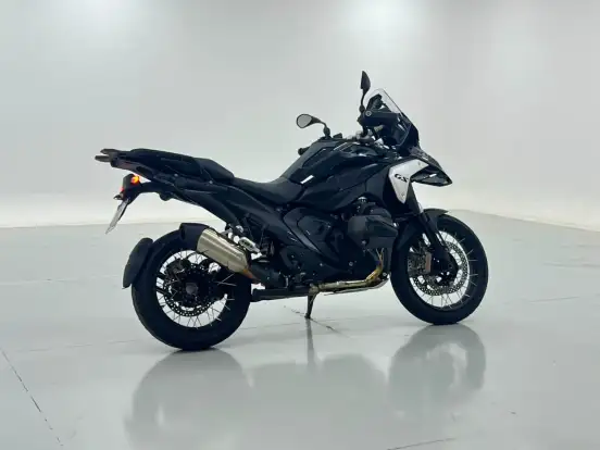 BMW-R 1300 GS TRIPLE BLACK BMW-R 1300 GS TRIPLE BLACK-2024