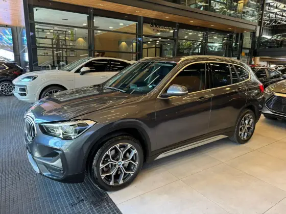BMW X1 2.0 16V TURBO ACTIVEFLEX SDRIVE20I 4P AUTOMÁTICO BMW X1 2.0 16V TURBO ACTIVEFLEX SDRIVE20I 4P AUTOMÁTICO