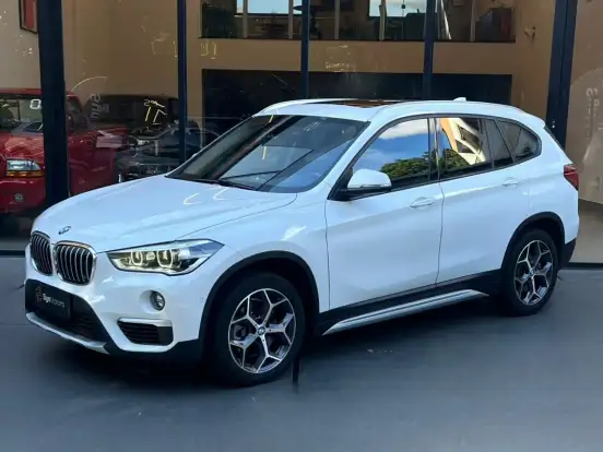 BMW-X1-2.0 16V TURBO ACTIVEFLEX SDRIVE20I X-LINE 4P AUTOMÁTICO BMW-X1-2019