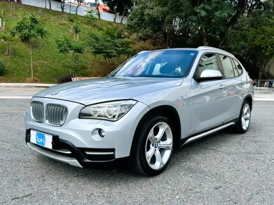 BMW-X1-2.0 18I S-DRIVE 4X2 16V GASOLINA 4P AUTOMÁTICO BMW-X1-2013