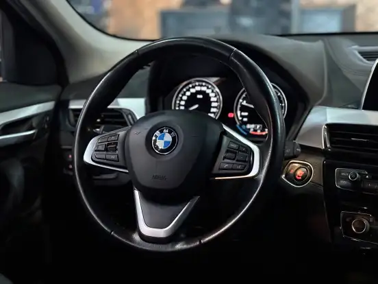 BMW-X2-2019